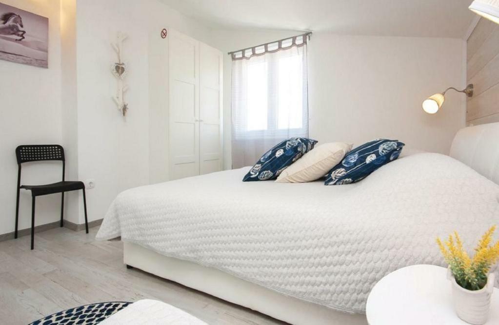 Apartmani Riva Rogoznica  Εξωτερικό φωτογραφία