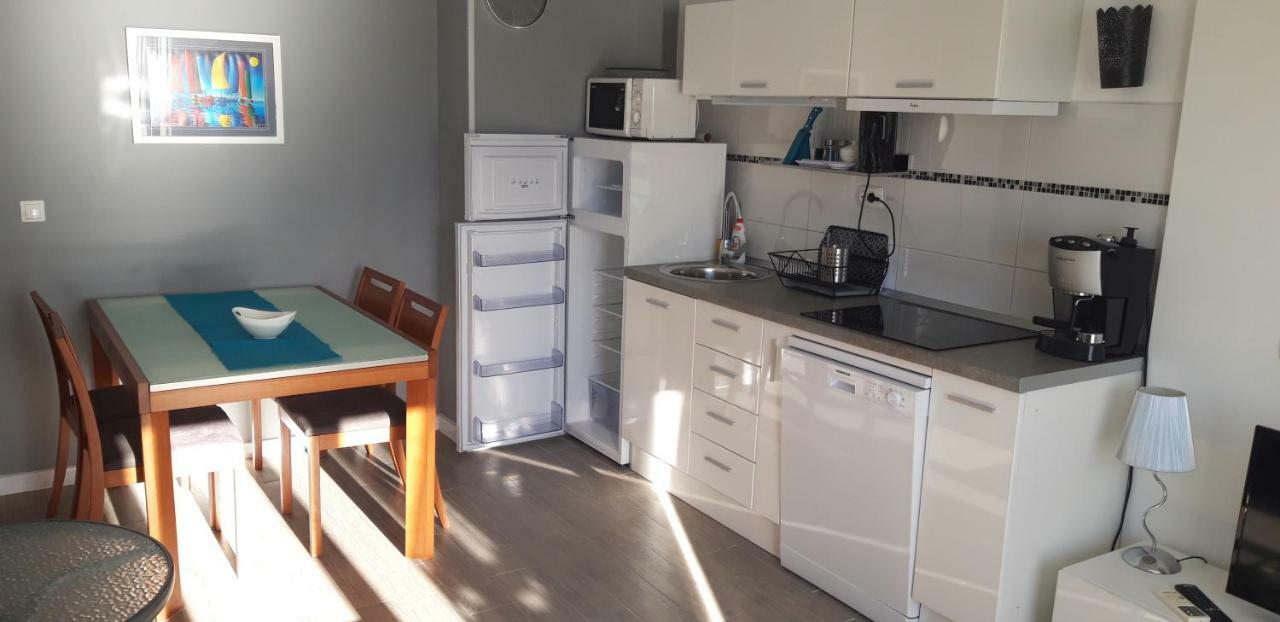 Apartmani Riva Rogoznica  Εξωτερικό φωτογραφία